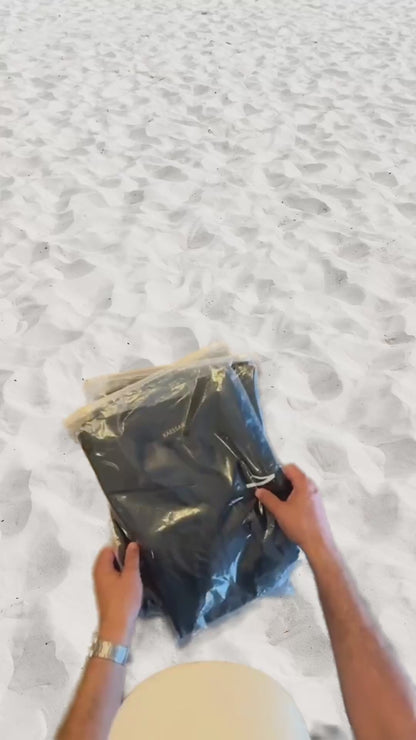 Vidéo KAESSAR : déballage complet du short de bain et du T-shirt de bain